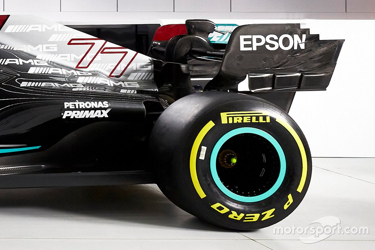 Mercedes AMG F1 W12 dettagli