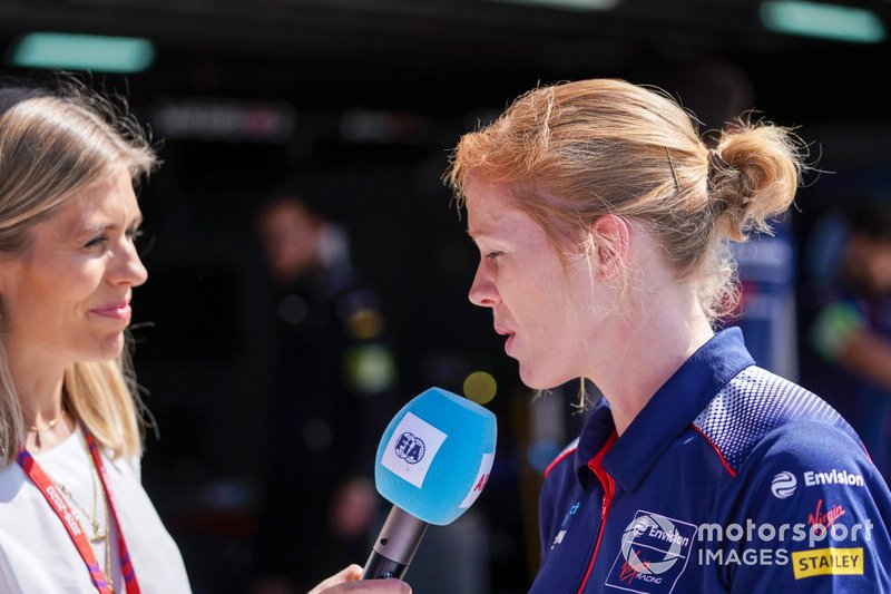 Nicki Shields, Alice Powell, Novato piloto de pruebas para Envision Virgin Racing