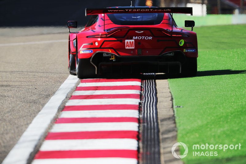 #90 TF Sport Aston Martin Vantage: Salih Yoluc, Charles Eastwood, Jonathan Adam