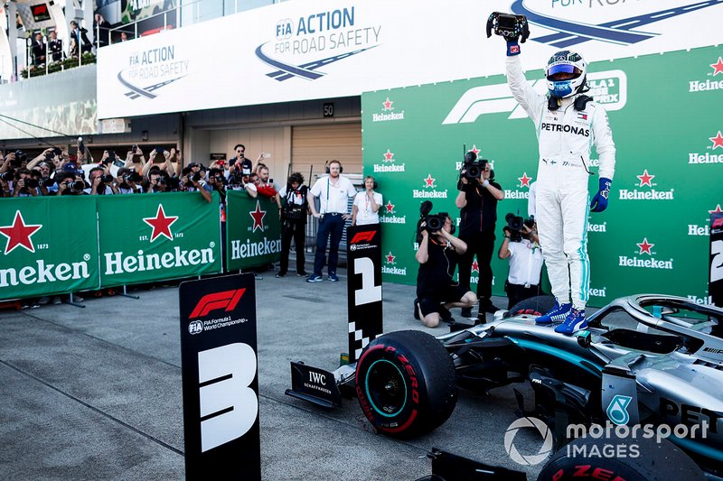 Race winner Valtteri Bottas, Mercedes AMG F1 celebrates in Parc Ferme 