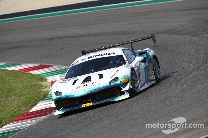 #97 Ferrari 488 Challenge, Rossocorsa: Tommaso Rocca