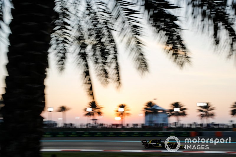 Daniel Ricciardo, Renault F1 Team R.S.19