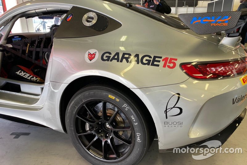 Mercedes GT4, Nova Race