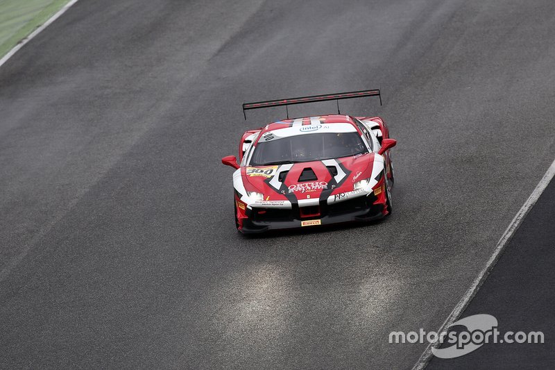 #300 Ferrari 488 Challenge, Ferrari of Atlanta: Armin Oskouei