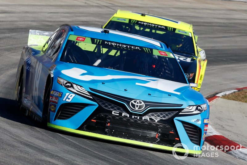 Martin Truex Jr., Joe Gibbs Racing, Toyota Camry Auto Owners Insurance