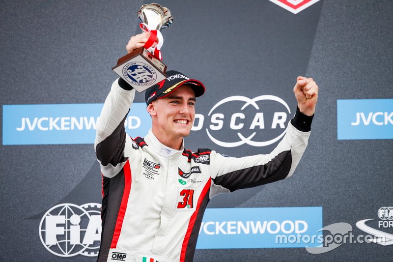 Podium: Kevin Ceccon, Team Mulsanne Alfa Romeo Giulietta TCR