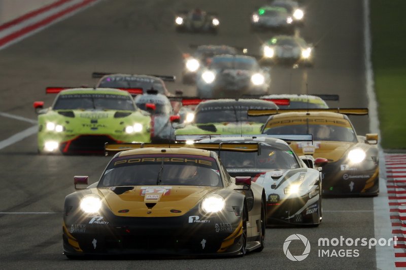#57 Team Project 1 Porsche 911 RSR: Ben Keating, Larry ten Voorde, Jeroen Bleekemolen