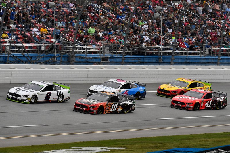 Brad Keselowski, Team Penske, Ford Mustang Miller Lite, Aric Almirola, Stewart-Haas Racing, Ford Mustang Smithfield Racin' for Bacon, Ryan Newman, Roush Fenway Racing, Ford Mustang Wyndham Rewards, Daniel Suarez, Stewart-Haas Racing, Ford Mustang Haas Automation, and Joey Logano, Team Penske, Ford Mustang Shell Pennzoil