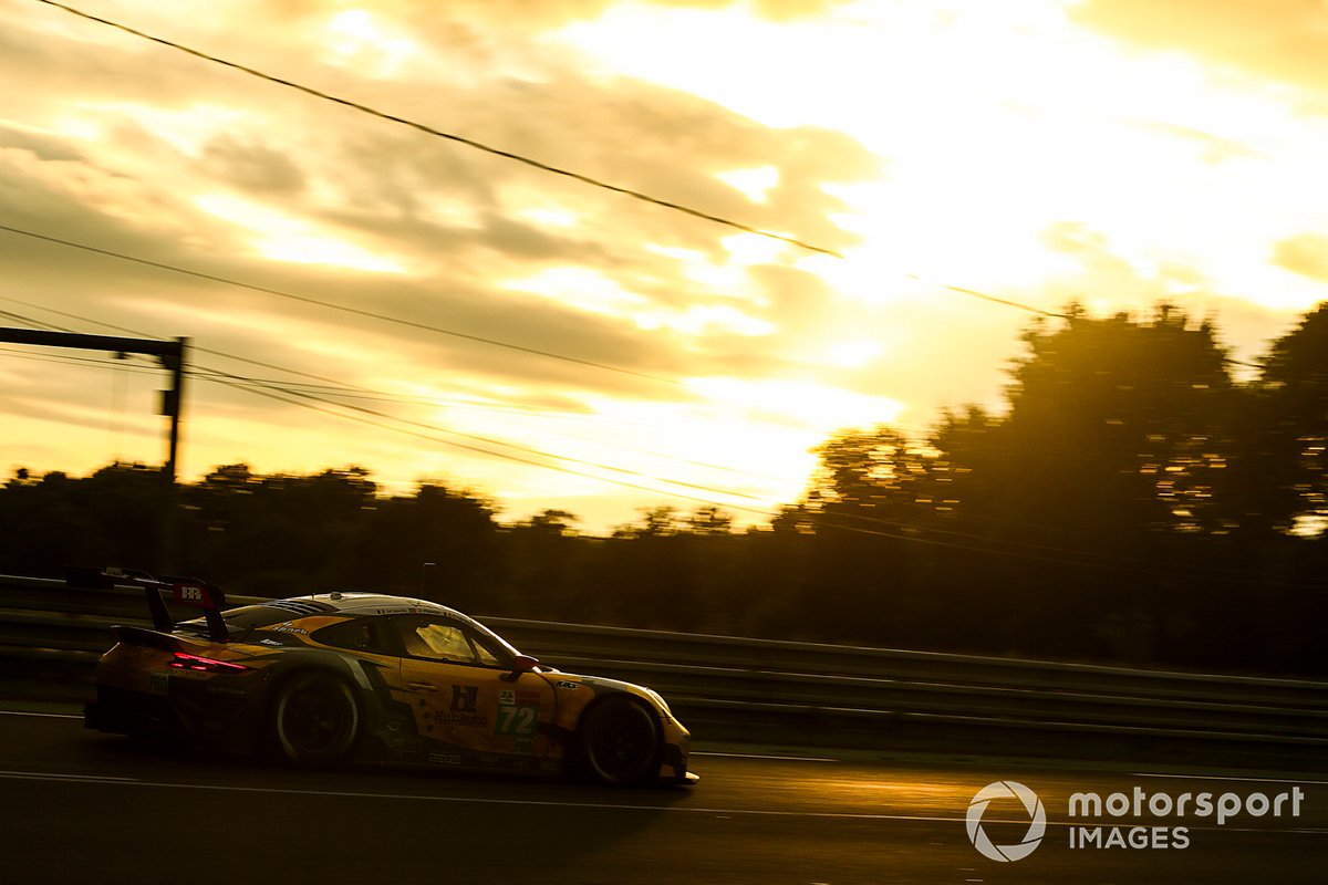 #72 Hub Auto Racing Porsche 911 RSR - 19 LMGTE Pro, Dries Vanthoor, Alvaro Parente, Maxime Martin