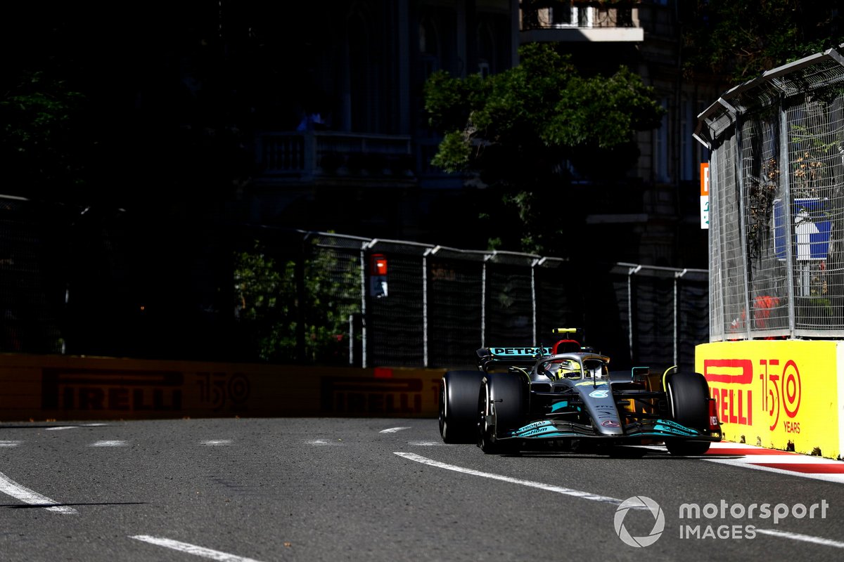 Lewis Hamilton, Mercedes W13