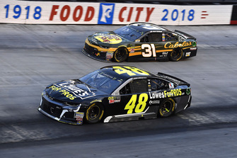 Jimmie Johnson, Hendrick Motorsports, Chevrolet Camaro Lowe's for Pros and Ryan Newman, Richard Childress Racing, Chevrolet Camaro Bass Pro Shops / Cabela's