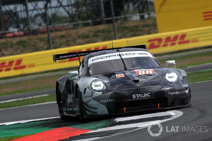 #88 Dempsey Proton Competition Porsche 911 RSR: Matteo Cairoli, Khaled Al Qubaisi, Giorgio Roda 