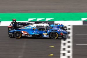 #36 Signatech Alpine Matmut Alpine A470: Nicolas Lapierre, André Negrão, Pierre Thiriet