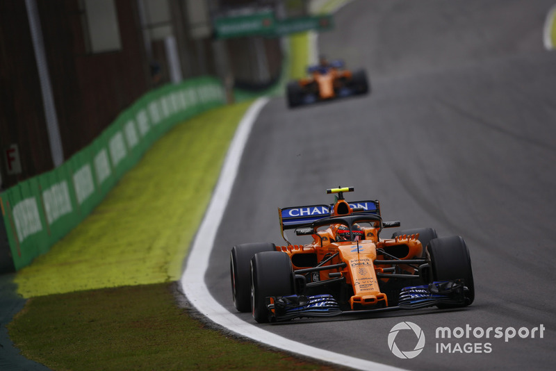 Stoffel Vandoorne, McLaren MCL33, Fernando Alonso, McLaren MCL33