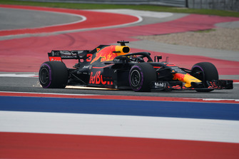 Daniel Ricciardo, Red Bull Racing RB14 vonken