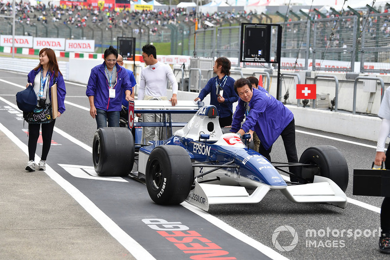Автомобиль Tyrrell 019, Legends F1 30th Anniversary Lap Demonstration