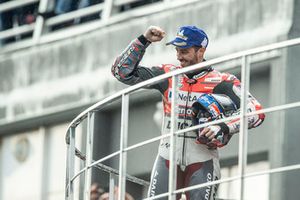 Podium: racewinnaar Andrea Dovizioso, Ducati Team