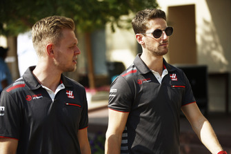 Kevin Magnussen, Haas F1 Team and Romain Grosjean, Haas F1 Team in the Paddock