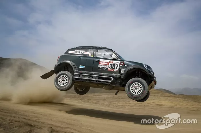#307 X-Raid Team Mini: Nani Roma, Alex Haro