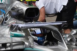 Valtteri Bottas, Mercedes-AMG F1 W09 met halo aero-verf 