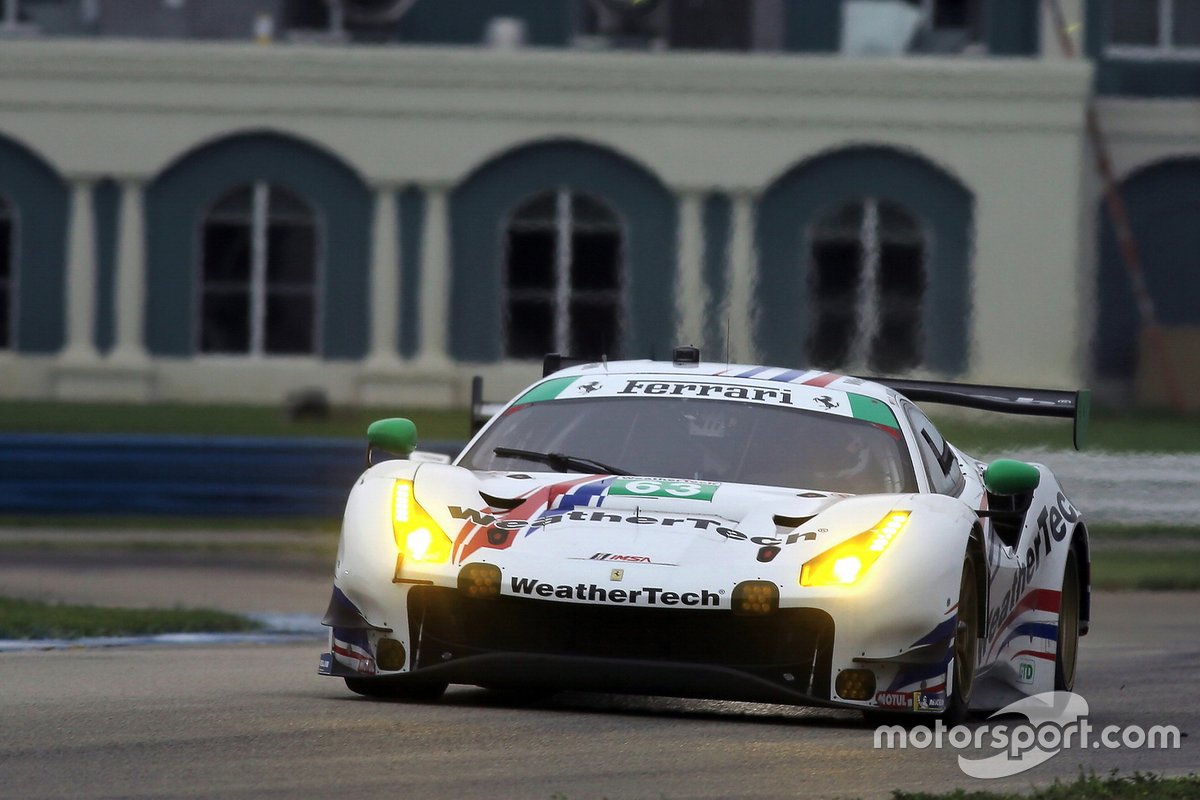 #63 Scuderia Corsa Ferrari 488 GT3, GTD: Cooper MacNeil