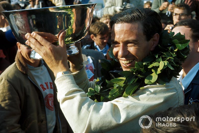 Race winner Jim Clark, Lotus