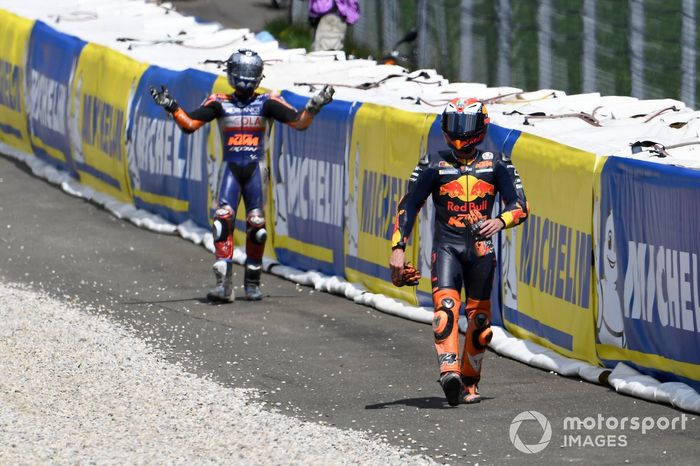 Accidente de Miguel Oliveira, Red Bull KTM Tech 3, Pol Espargaró, Red Bull KTM Factory Racing