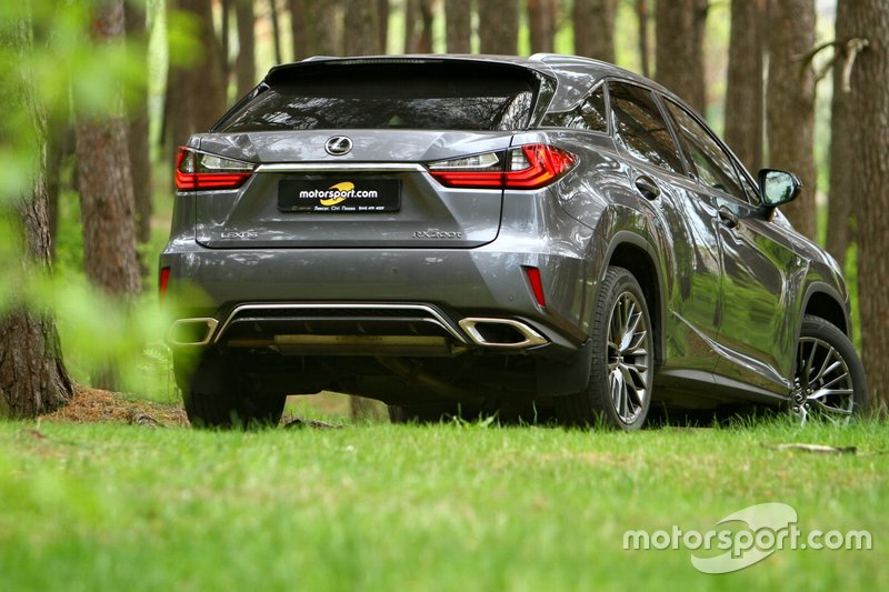 Lexus RX200t