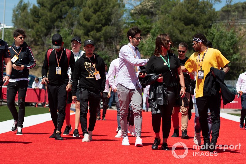 Jo Amancio y Neymar jr en el paddock