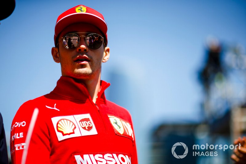 Charles Leclerc, Ferrari en el desfile de pilotos