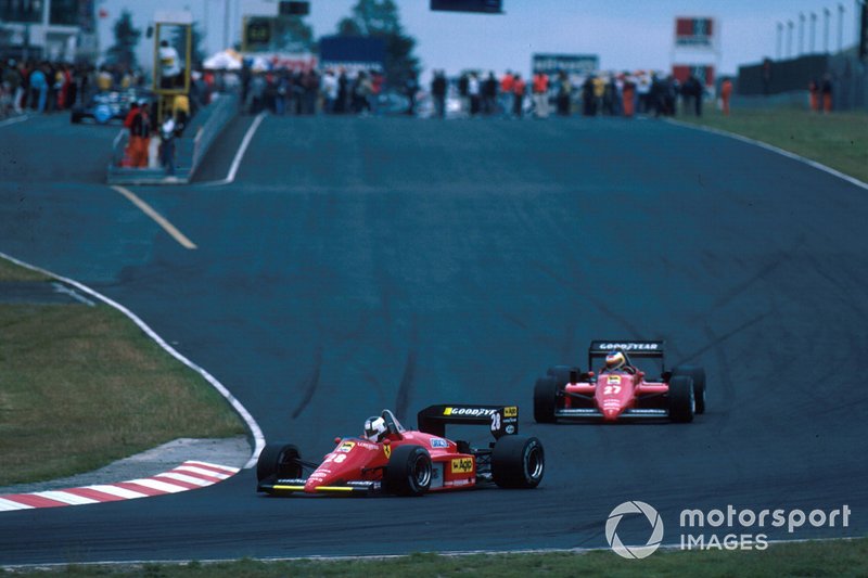 Stefan Johansson, Ferrari 156/85; Michele Alboretto, Ferrari 156/85