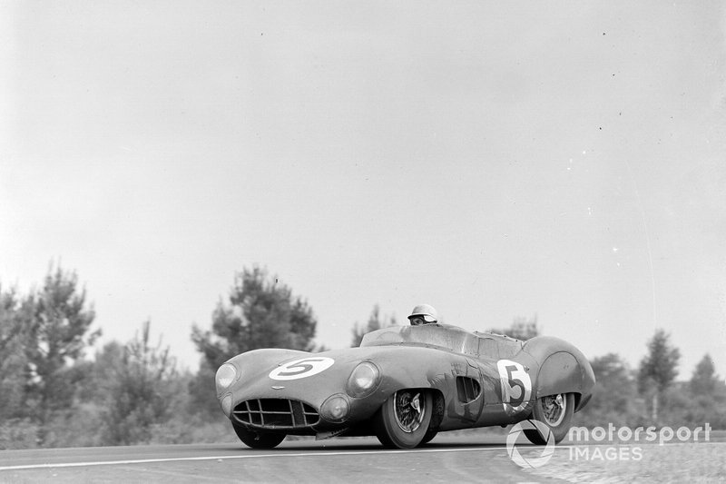 #5 David Brown Racing, Aston Martin DBR1/300: Carroll Shelby, Roy Salvadori