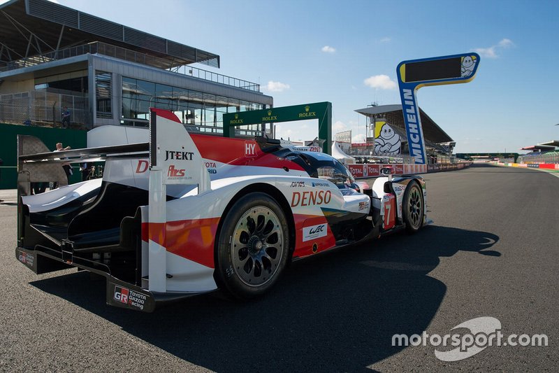 #7 Toyota Gazoo Racing Toyota TS050: Mike Conway, Kamui Kobayashi, Jose Maria Lopez, Brendon Hartley, Sébastien Buemi