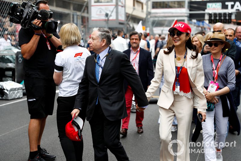 Jean Todt, President, FIA, and his wife Michelle Yeoh on the grid