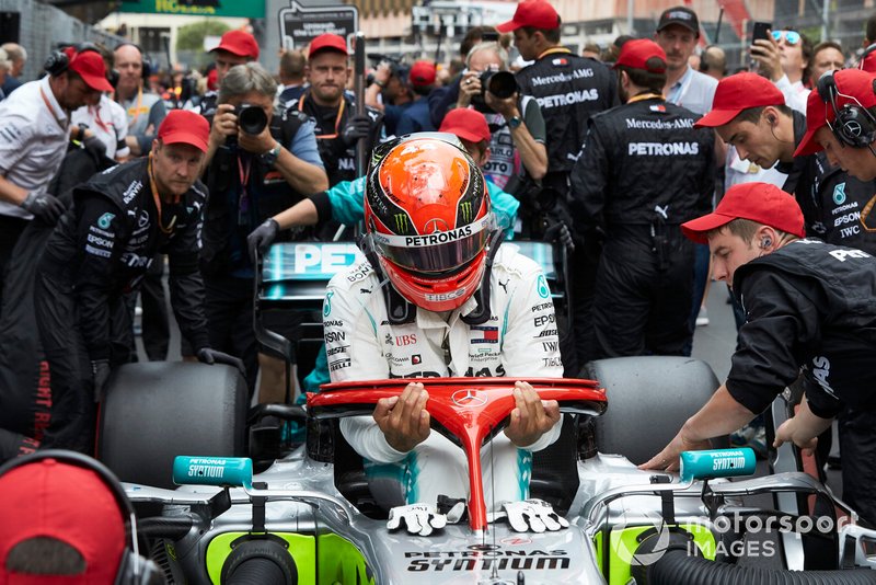 Lewis Hamilton, Mercedes AMG F1, on the grid