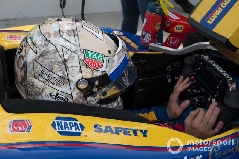 Alexander Rossi, Andretti Autosport Honda con un casco de Steve McQueen