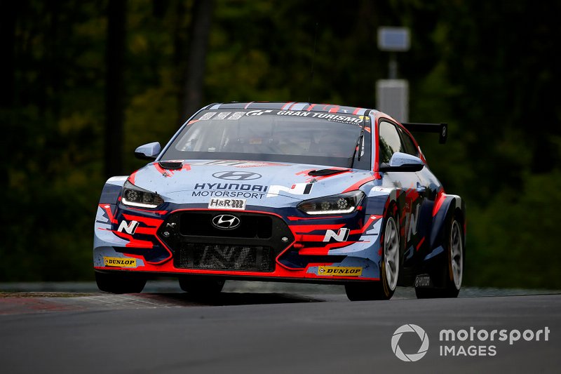 #171 Hyundai Motorsport N Hyundai Veloster N TCR: Nico Verdonck, Marc Basseng, Moritz Oestreich