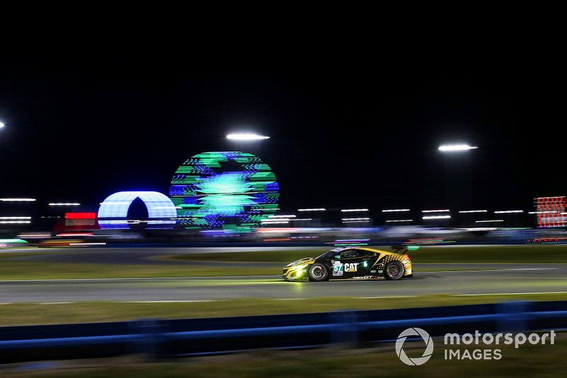 Катрин Легг, Анна Бестрис, Симона де Сильвестро, Кристина Нильсен, Meyer Shank Racing with Curb-Agajanian, Acura NSX GT3 (№57)