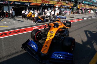 Carlos Sainz Jr., McLaren MCL34