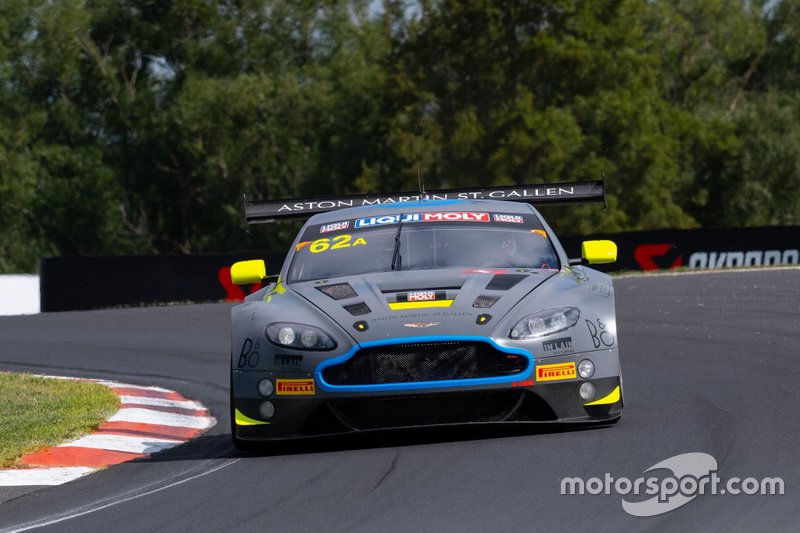 #62 R-Motorsport Aston Martin Vantage GT3: Jake Dennis, Matthieu Vaxiviere, Marvin Kirchhöfer