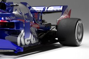 Scuderia Toro Rosso STR14