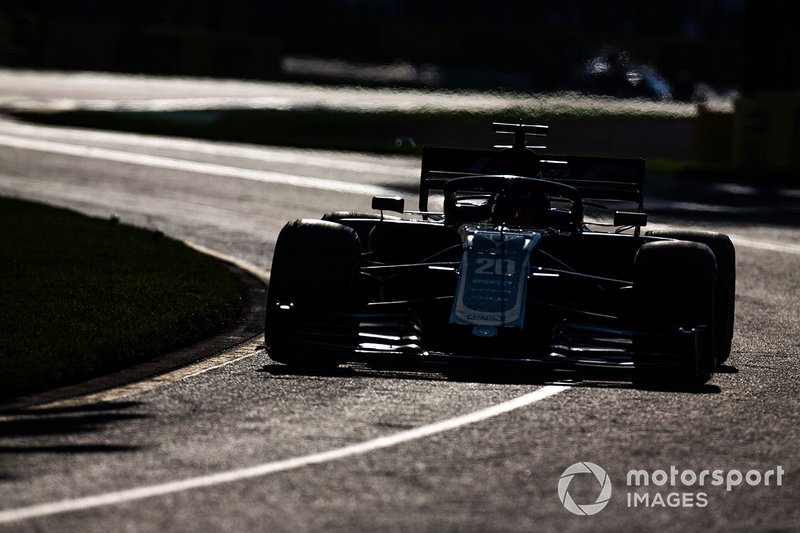 Кевін Магнуссен, Haas F1 Team VF-19