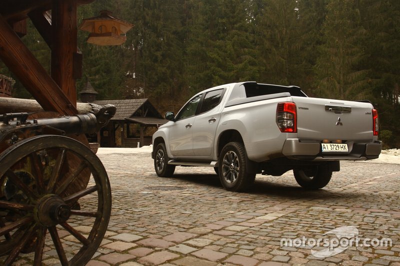 Mitsubishi L200
