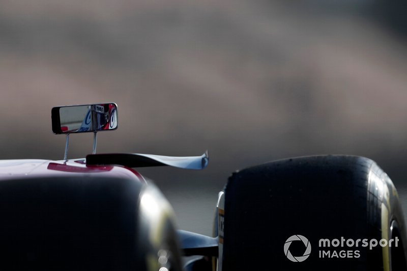 Dans le rétroviseur de Lance Stroll, Racing Point F1 Team RP19
