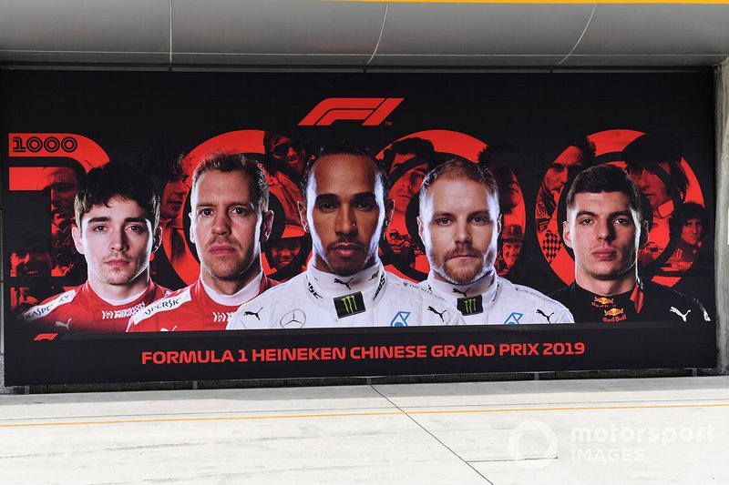 Charles Leclerc, Ferrari, Sebastian Vettel, Ferrari, Lewis Hamilton, Mercedes AMG F1, Valtteri Bottas, Mercedes AMG F1, y Max Verstappen, Red Bull Racing, en el F1 1000