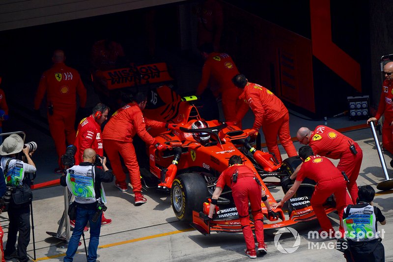 Charles Leclerc, Ferrari SF90, retournant à son garage