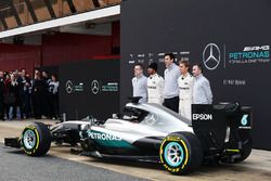 Andy Cowell, Mercedes-Benz. Lewis Hamilton, Mercedes AMG F1, Toto Wolff, Mercedes AMG F1, Nico Rosberg, Mercedes AMG F1, Paddy Lowe, Mercedes AMG F1
