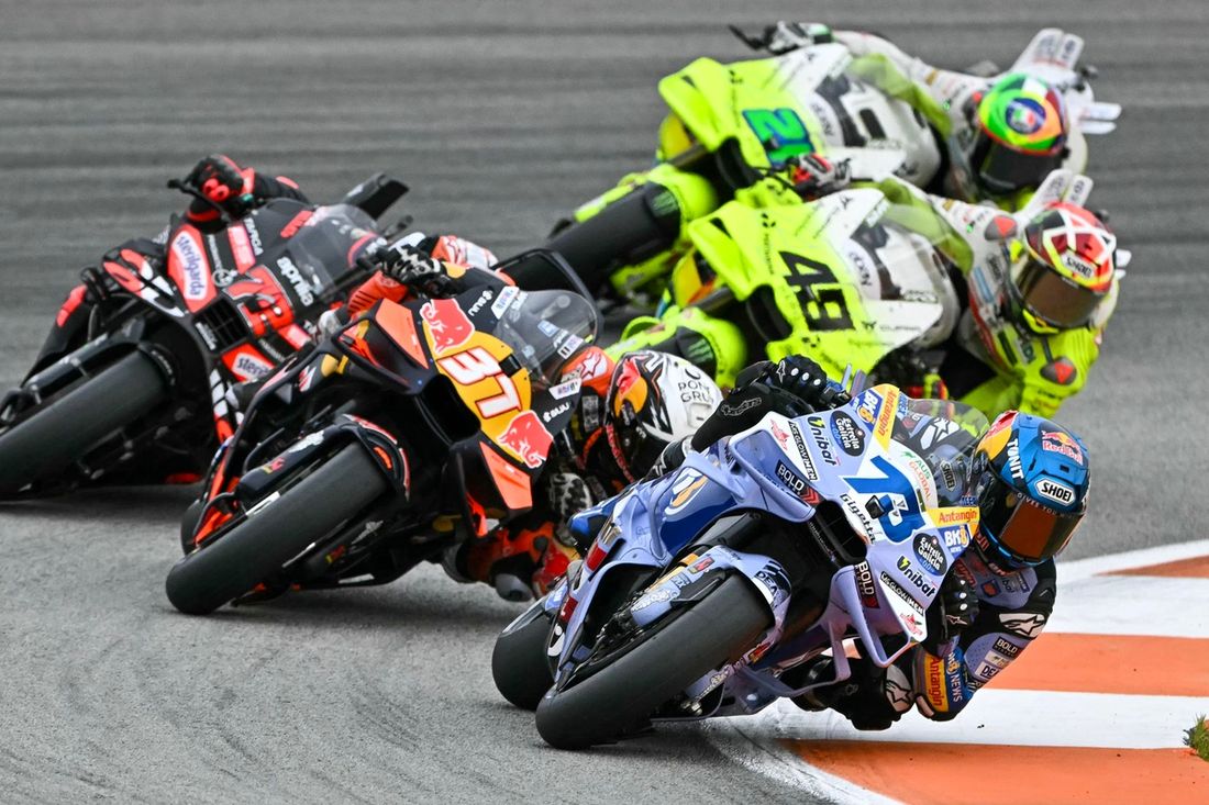 Pedro Acosta, Red Bull KTM Factory Racing, Alex Márquez, Gresini Racing