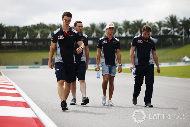 Pierre Gasly, Toro Rosso, walks the track