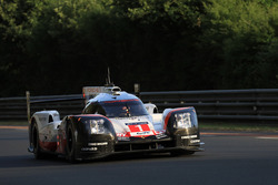 №1 Porsche Team, Porsche 919 Hybrid: Андре Лоттерер, Ник Тэнди, Нил Джани